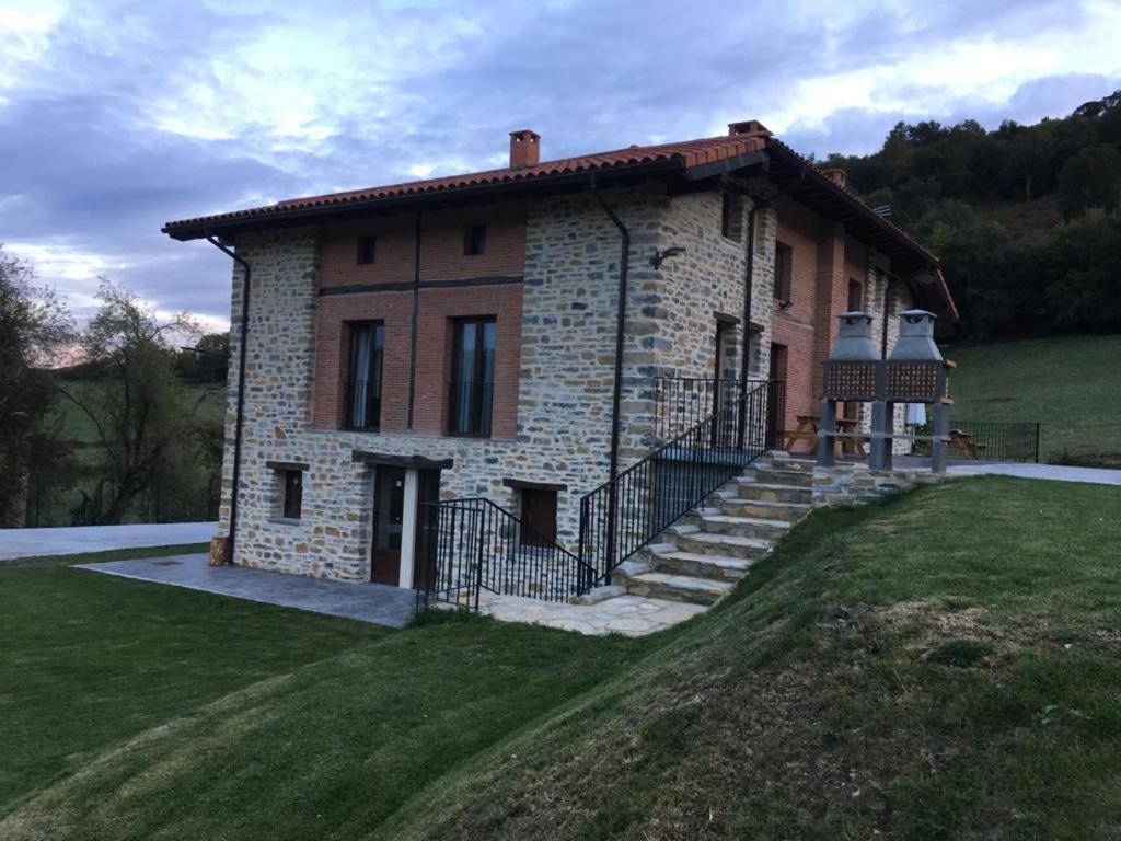Etxeartzi Villa Arciniega Buitenkant foto