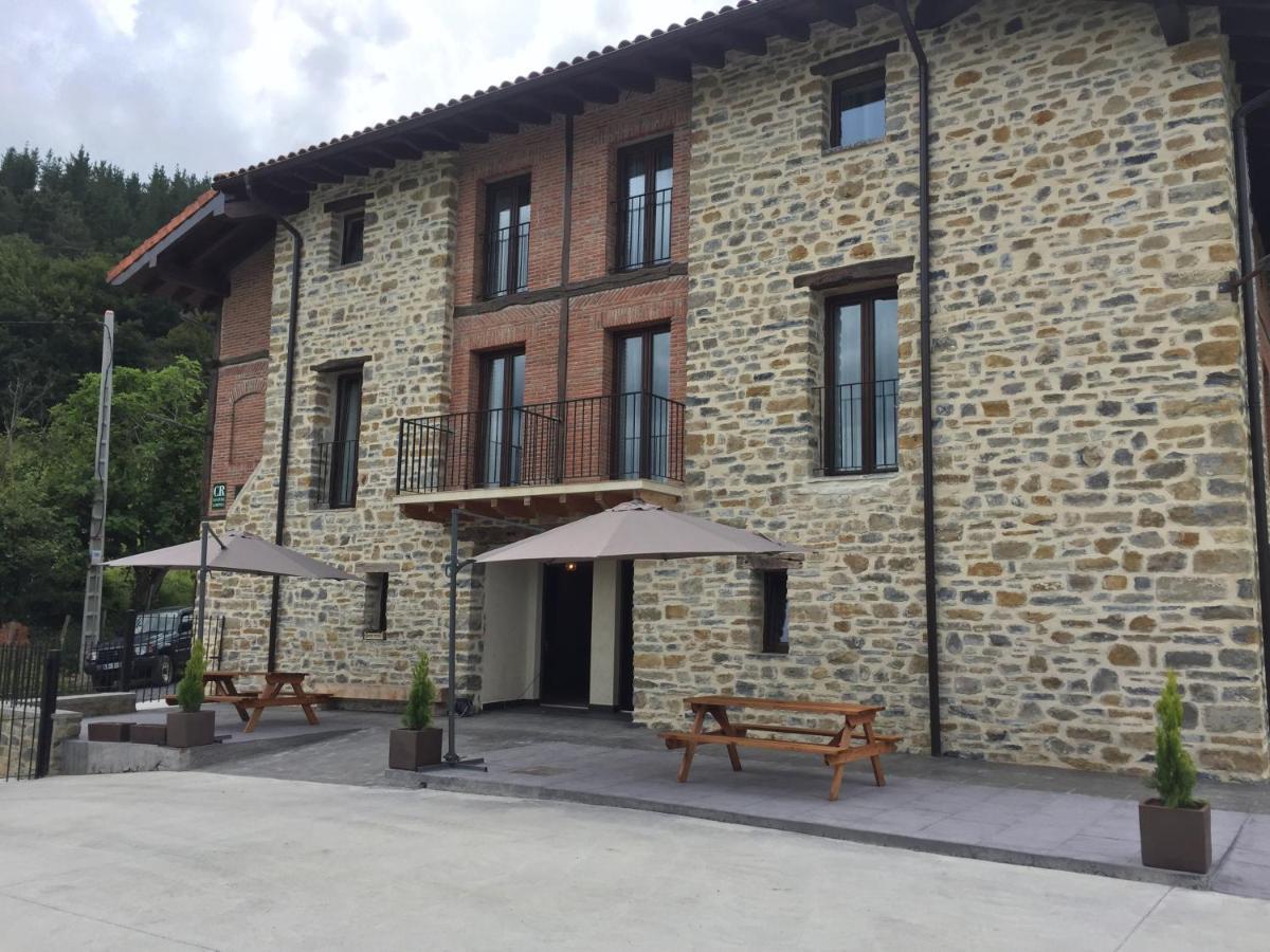 Etxeartzi Villa Arciniega Buitenkant foto